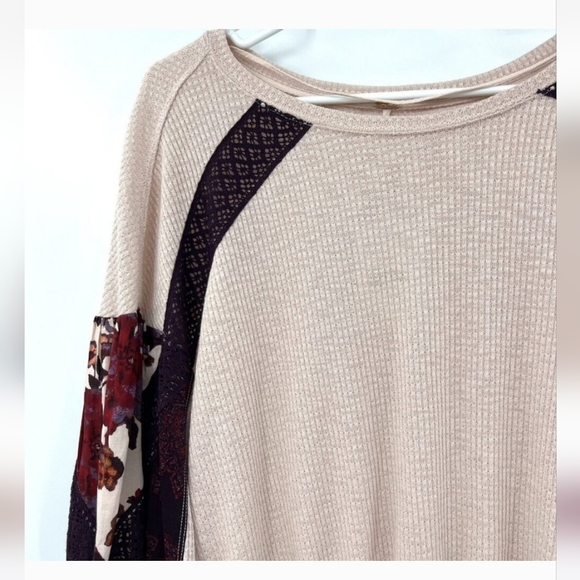 NWT New Free People Casual Clash Thermal Top With Contrasting Balloon Sleeves XS - Picture 5 of 8